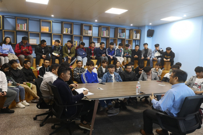 機電與質量技術工程學院黃孝平教授圖書館開展學科與工程技術咨詢服務